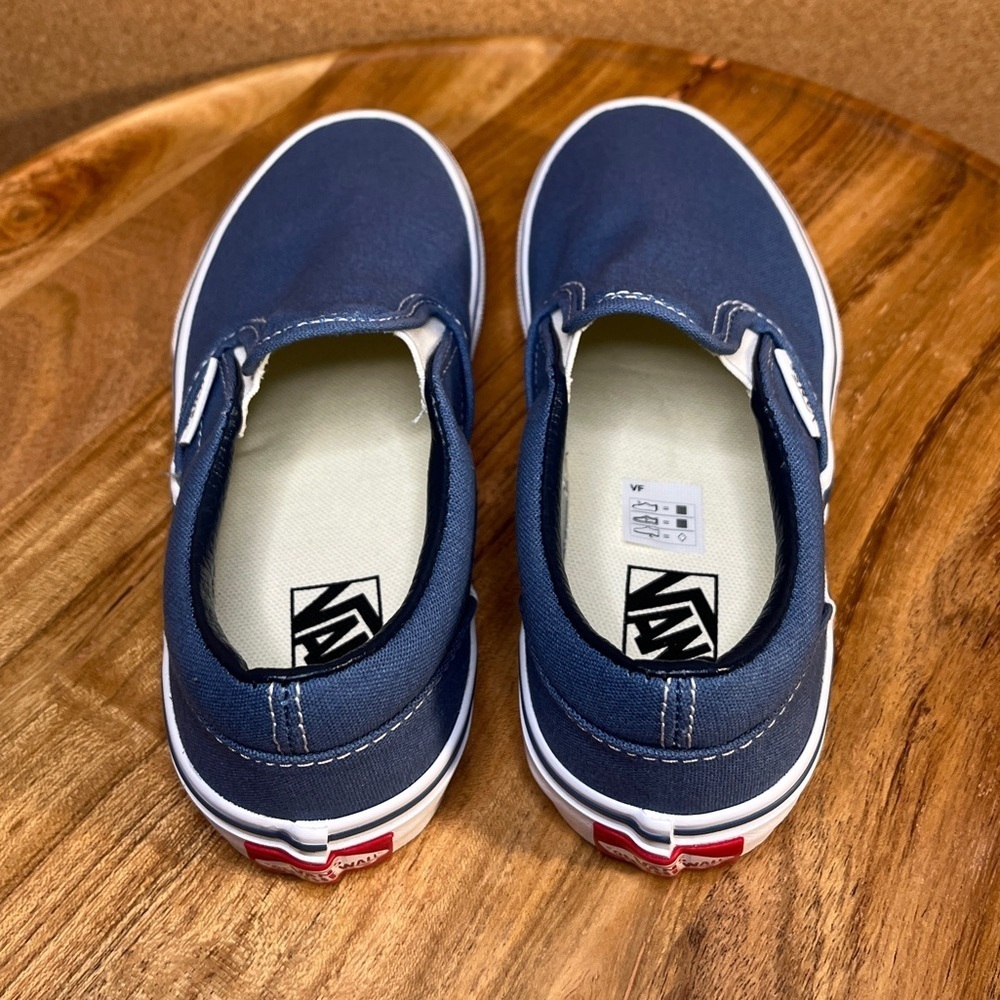 Vans
Slip on classic
Brand new - Picture 3 of 8